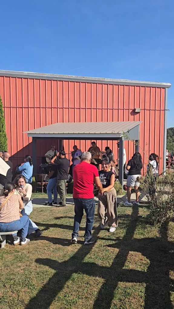 Salsa dancing at weed orchards and remembering Las Villas in the Hudson Valley